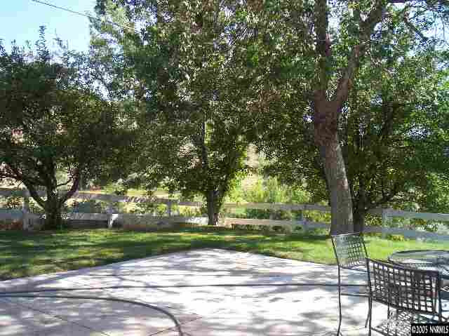 20470 Cooke Drive Reno, NV 89521 - Photo 5 of 9 Photo 5