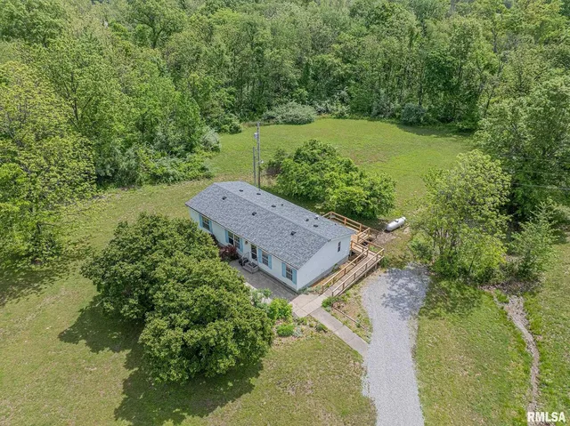 $499,000 | 15751 East Tolle Road, Mount Vernon, IL 62864