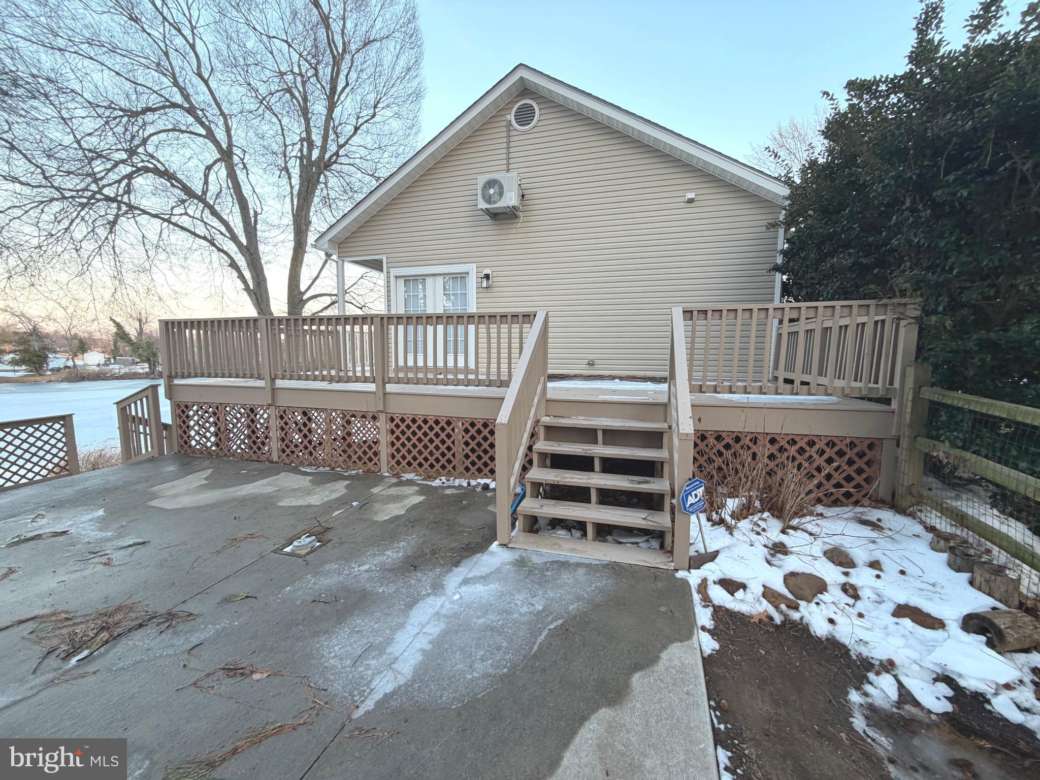 89 South Shore Drive Dover, DE 19901 - Photo 50 of 59 front view of a house with a yard