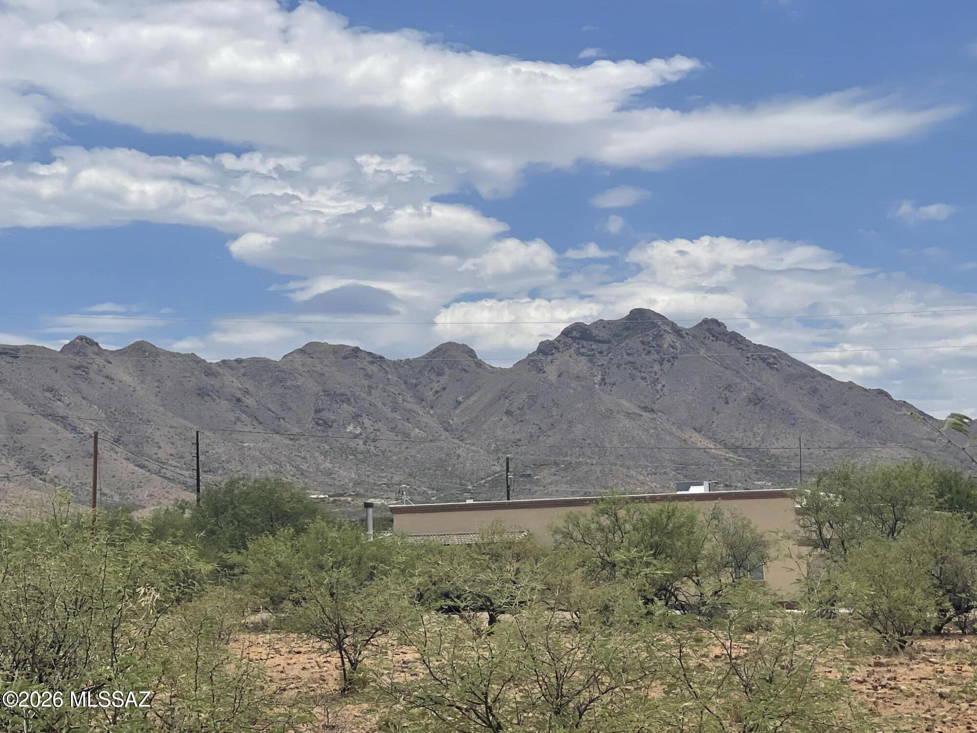 101 Escocia Court, Unit 85 Rio Rico, AZ 85648 - Photo 4 of 10
