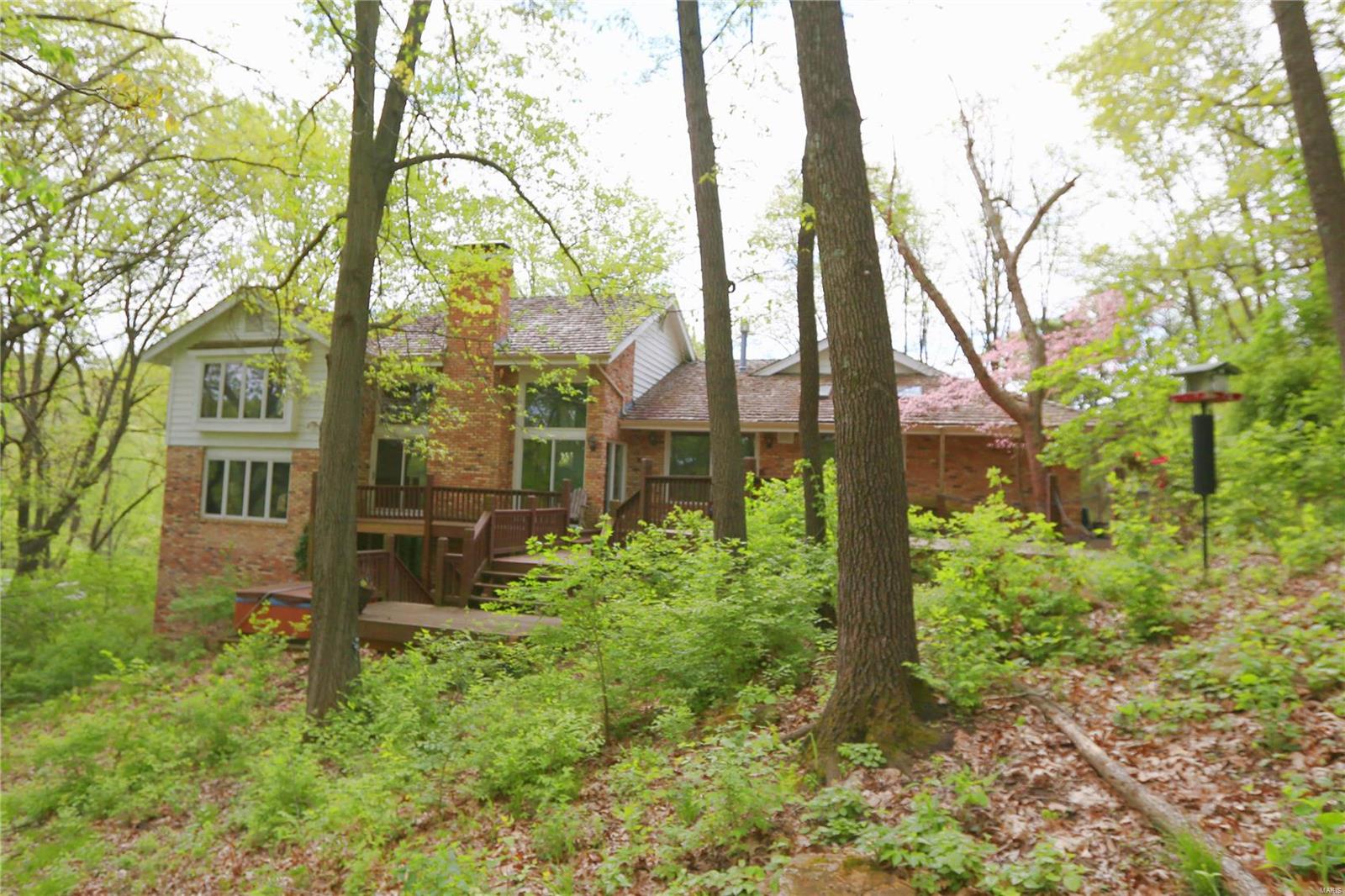 1759 Horseshoe Ridge Road Chesterfield, MO 63005 - Photo 3 of 12 Gallery Image 3