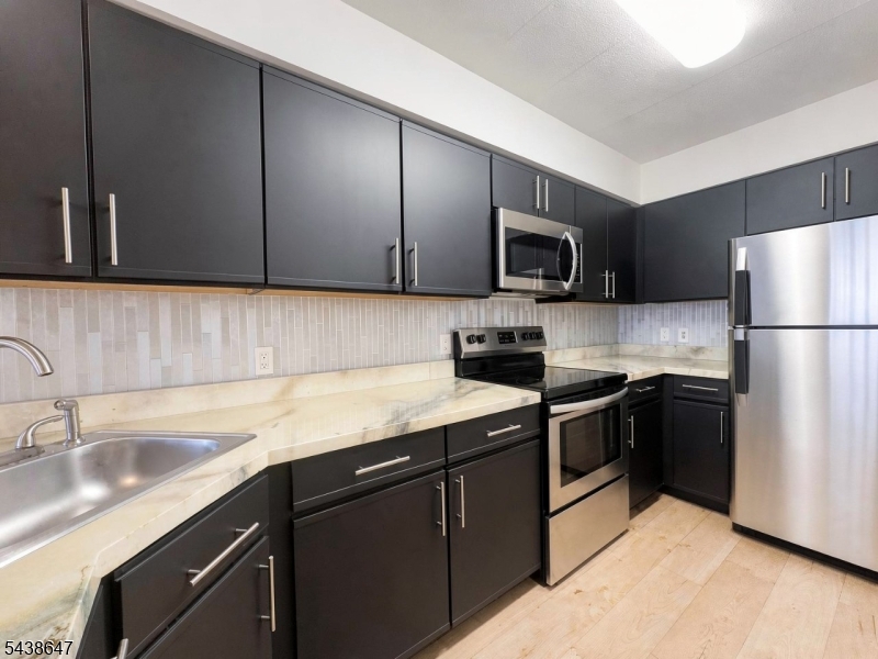 5 Linden Street Hackensack, NJ 07601 - Photo 5 of 15