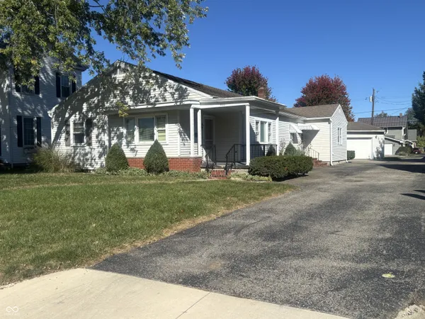 $174,900 | 622 West South Street, Winchester, IN 47394