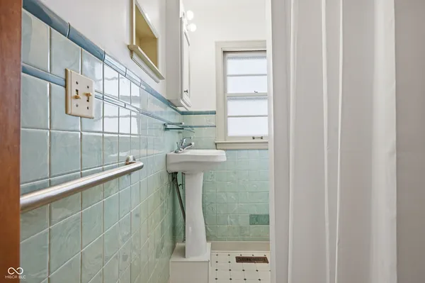 $174,900 | 622 West South Street, Winchester, IN 47394