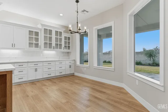 $889,000 | Undisclosed Address, Bakersfield, CA 93314