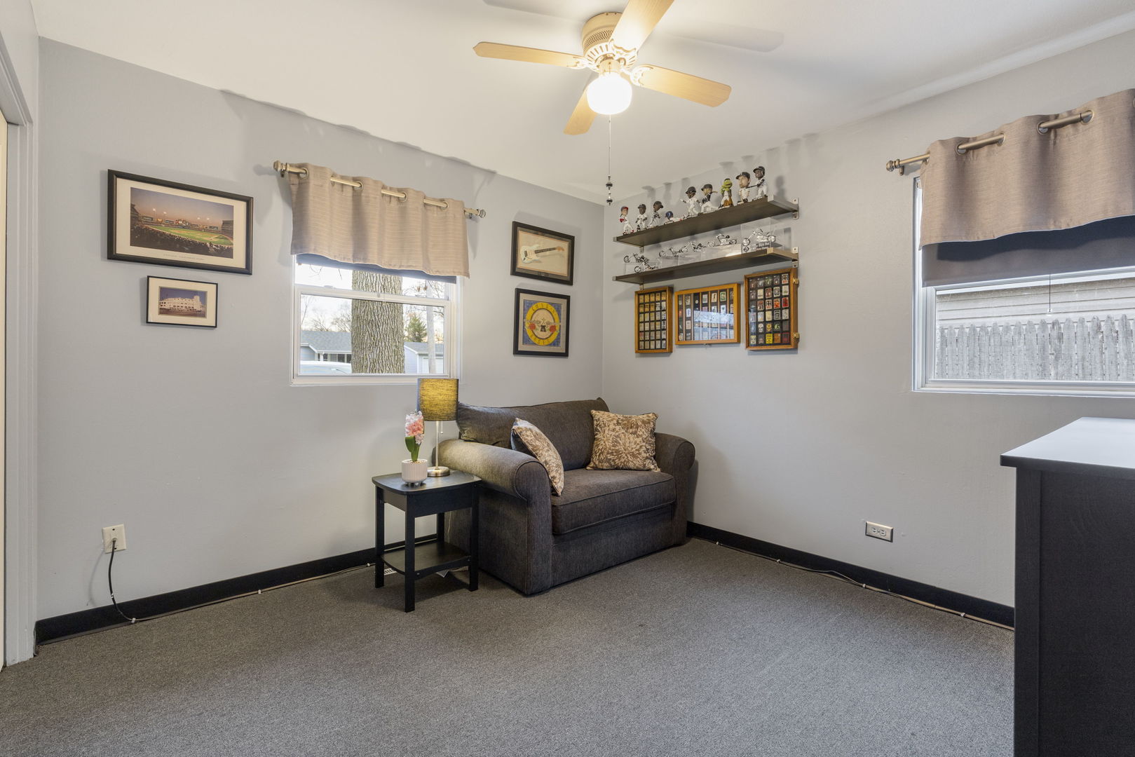 470 Oakwood Road Wauconda, IL 60084 - Photo 3 of 28 a living room with furniture and a window
