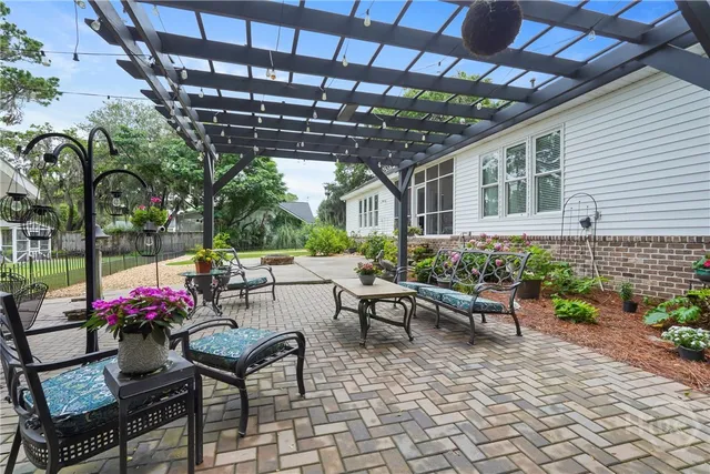 $945,000 | 8813 Whitefield Avenue, Savannah, GA 31406