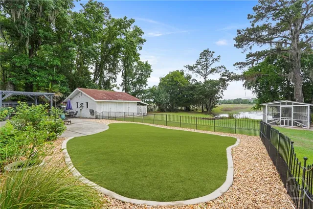 $945,000 | 8813 Whitefield Avenue, Savannah, GA 31406