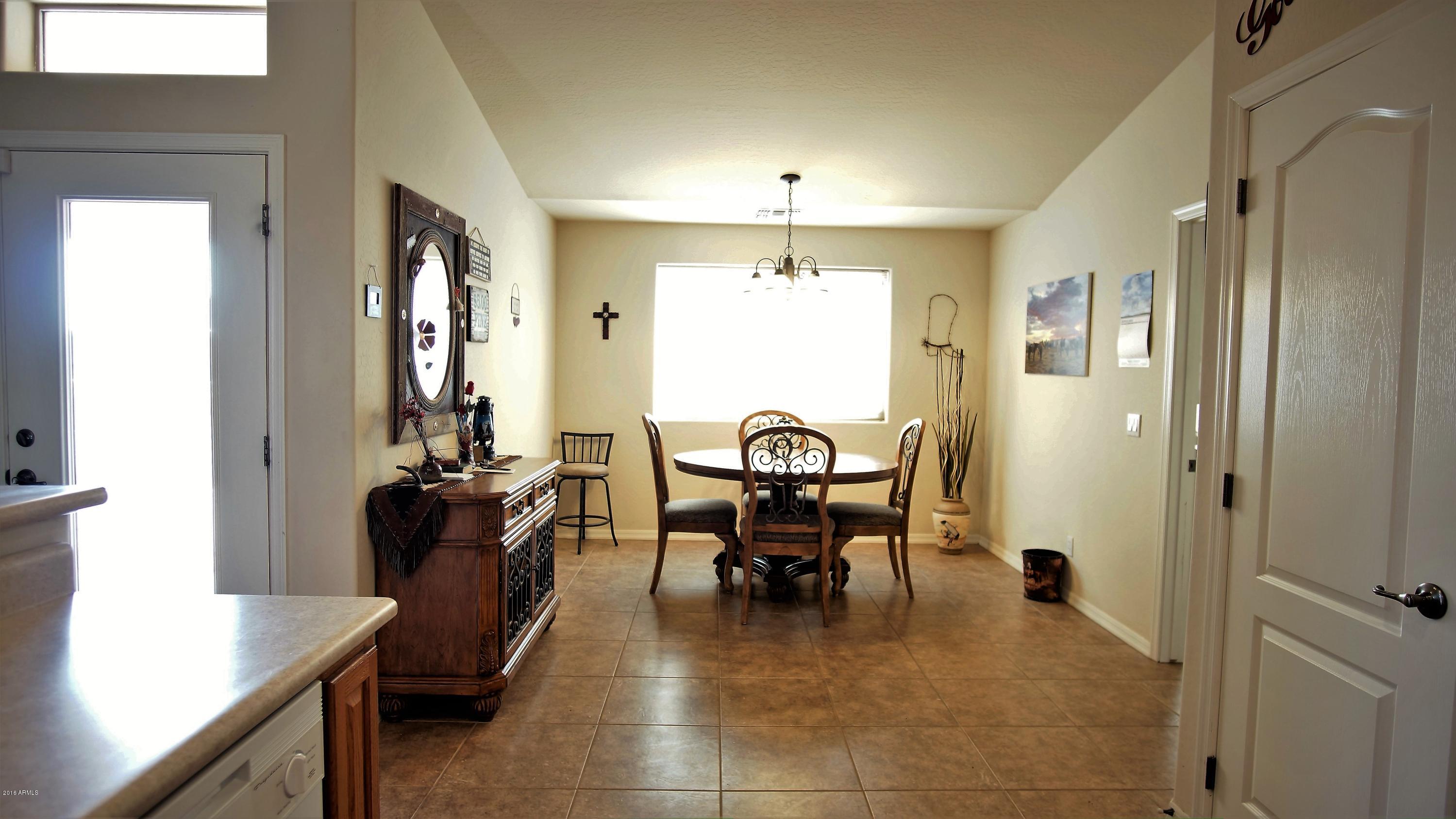 9311 North Diffin Road Florence, AZ 85132 - Photo 19 of 36 KITCH2