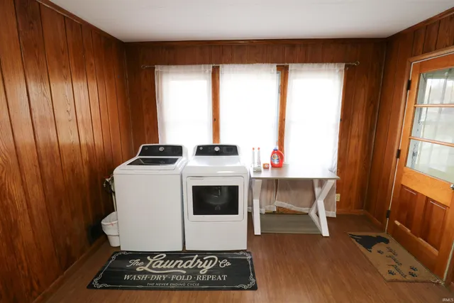 $259,900 | 8264 East Schnellville Road, Birdseye, IN 47513