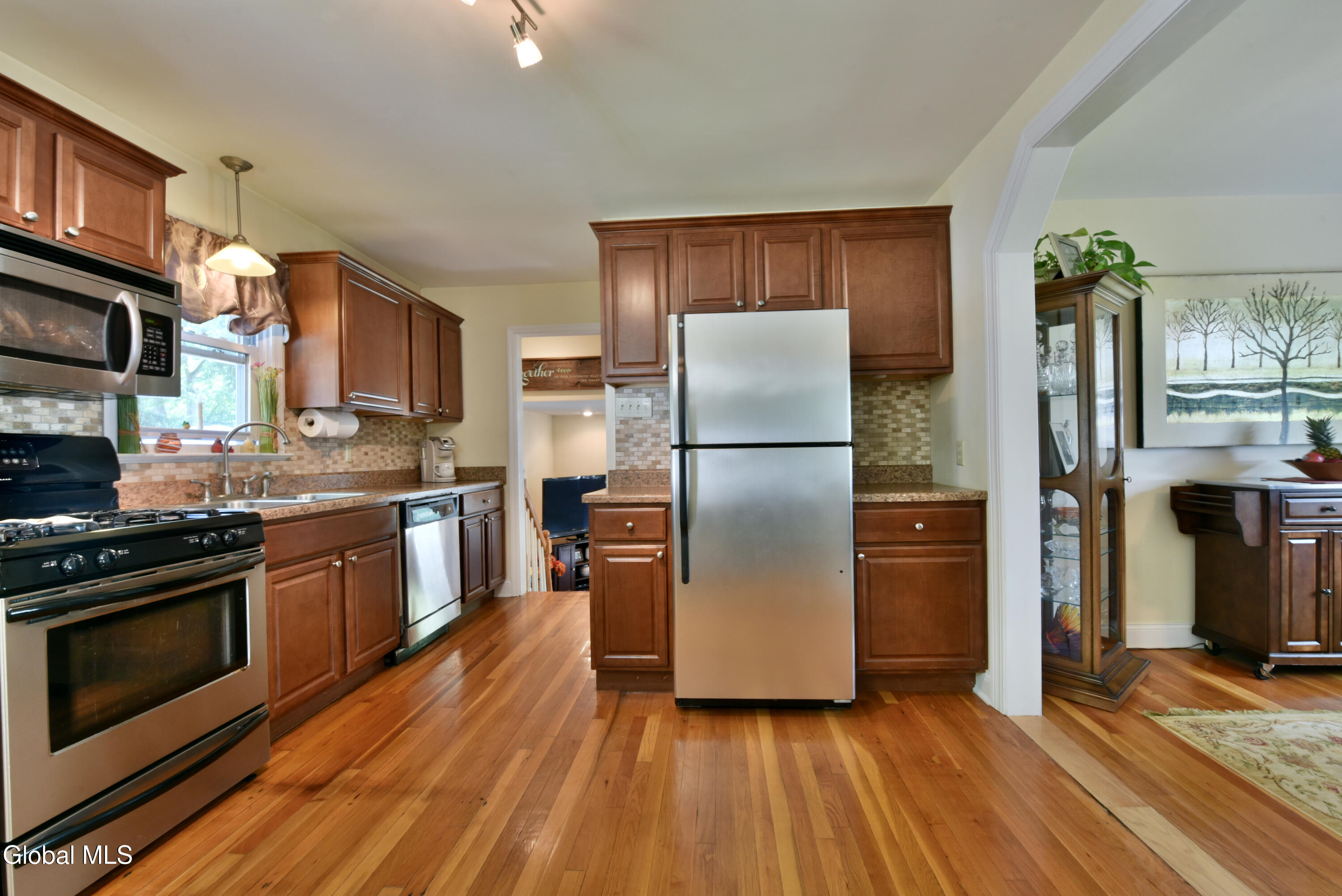 69 Gipp Road Albany, NY 12203 - Photo 14 of 54 13