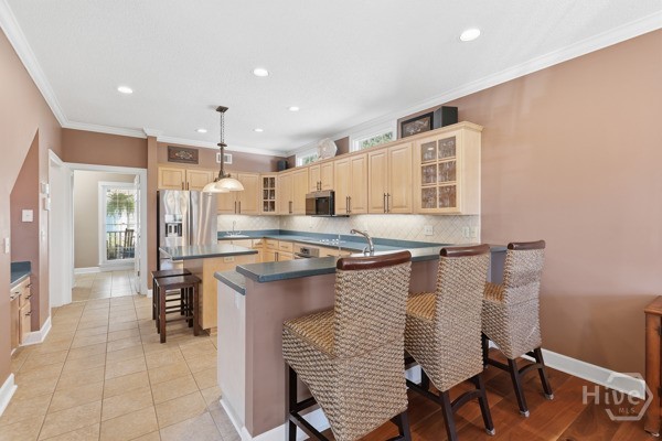 246 Oatland Island Road Savannah, GA 31410 - Photo 18 of 61