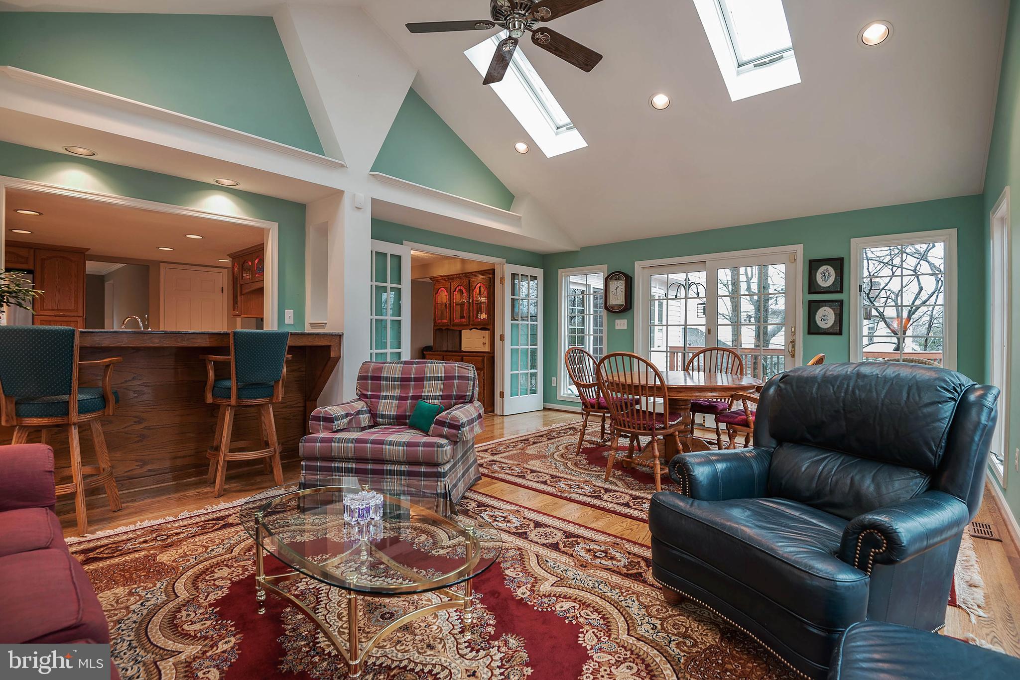 7558 Vogels Way Springfield, VA 22153 - Photo 7 of 34