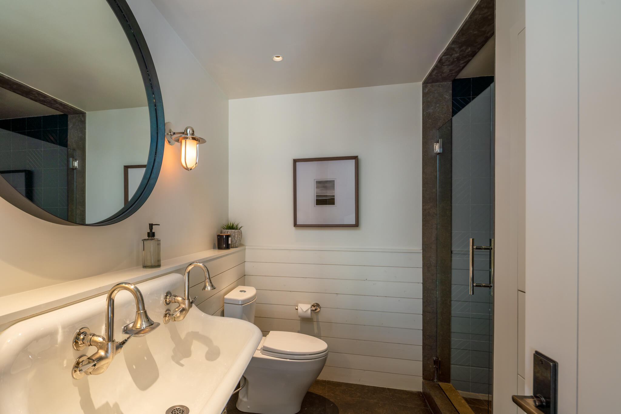 419 Juniper Road Sun Valley, ID 83353 - Photo 30 of 44 Loft bathroom
