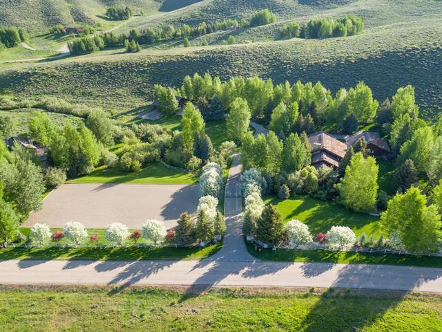 419 Juniper Road Sun Valley, ID 83353 - Photo 5 of 44 Gated Entrance Aerial