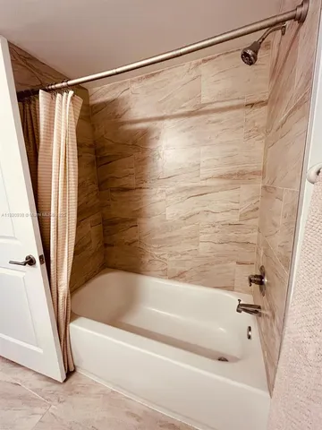 $2,300 | 120 South Douglas Road, Unit 302, Miami, FL 33134