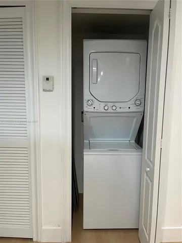 $2,300 | 120 South Douglas Road, Unit 302, Miami, FL 33134