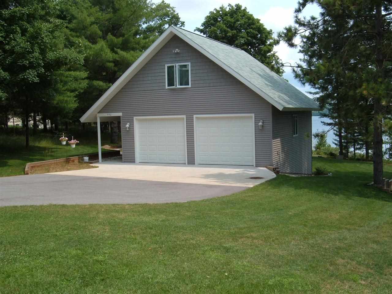 9792 North Long Lake Road Traverse City, MI 49685 - Photo 34 of 37 1788556-33.JPG