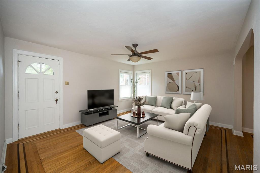 7 Kings Court Ferguson, MO 63135 - Photo 3 of 24