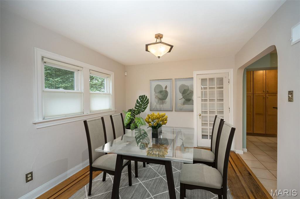 7 Kings Court Ferguson, MO 63135 - Photo 4 of 24