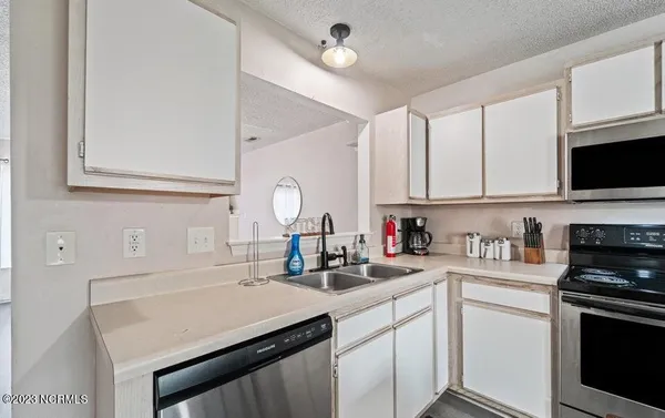 $1,250 | 109 Timberlake Trail, Jacksonville, NC 28546