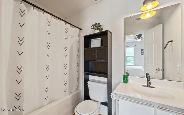 $1,250 | 109 Timberlake Trail, Jacksonville, NC 28546