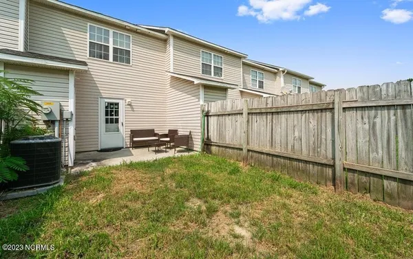 $1,250 | 109 Timberlake Trail, Jacksonville, NC 28546