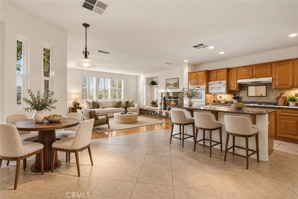25501 Magnolia Lane Stevenson Ranch, CA 91381 - Photo 19 of 40 Gallery Image 19