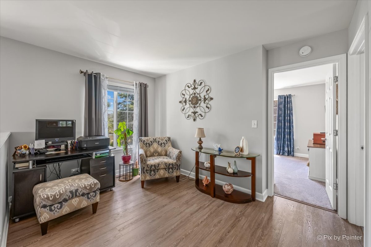 2433 Daybreak Court, Unit 2433 Elgin, IL 60123 - Photo 14 of 37