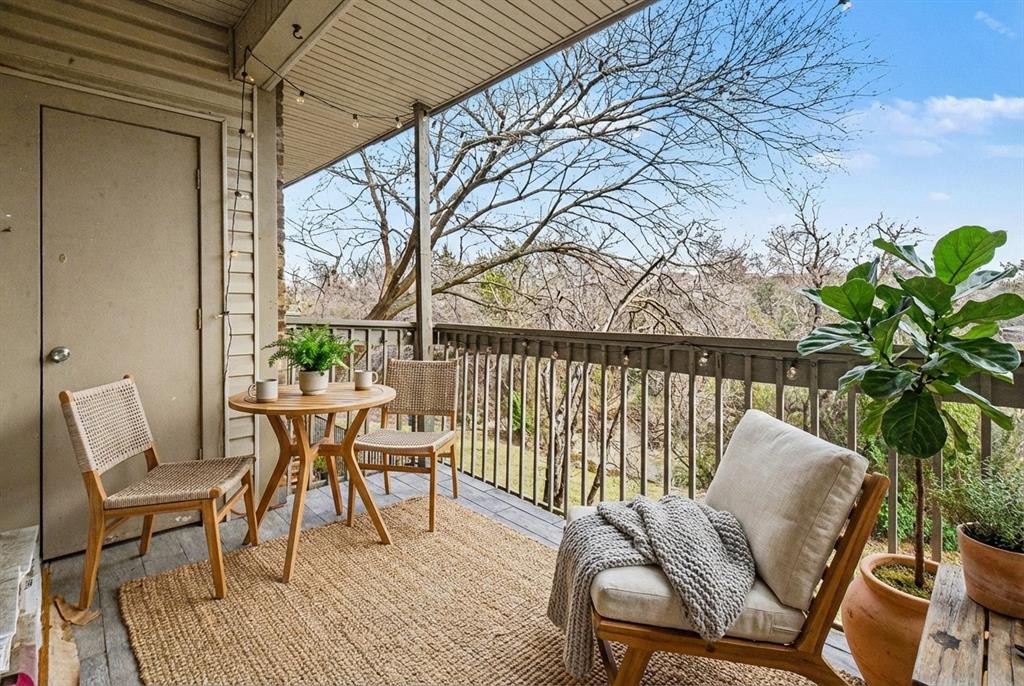 7340 Skillman Street, Unit 1109 Dallas, TX 75231 - Photo 10 of 13 Virtually Staged