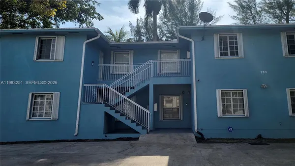 $2,900 | 170 Northeast 142nd Street, Unit 3, Miami, FL 33161