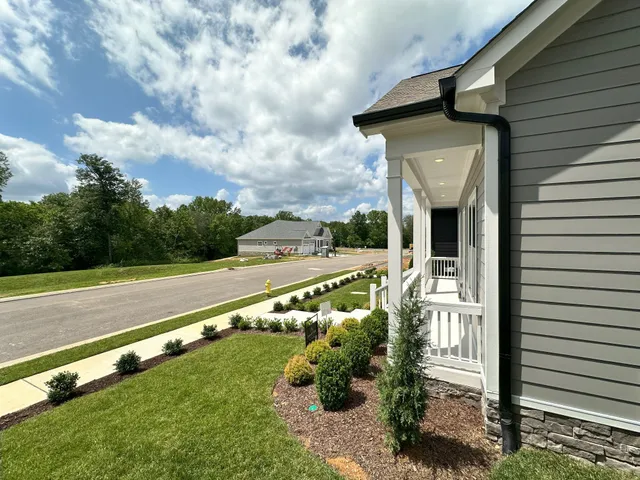 a view of a house with garage