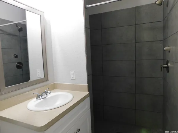 $1,450 | 2954 Weir Avenue, San Antonio, TX 78226