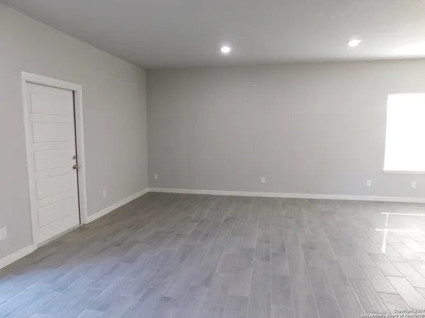 $1,450 | 2954 Weir Avenue, San Antonio, TX 78226