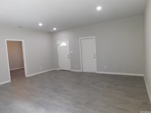 $1,450 | 2954 Weir Avenue, San Antonio, TX 78226