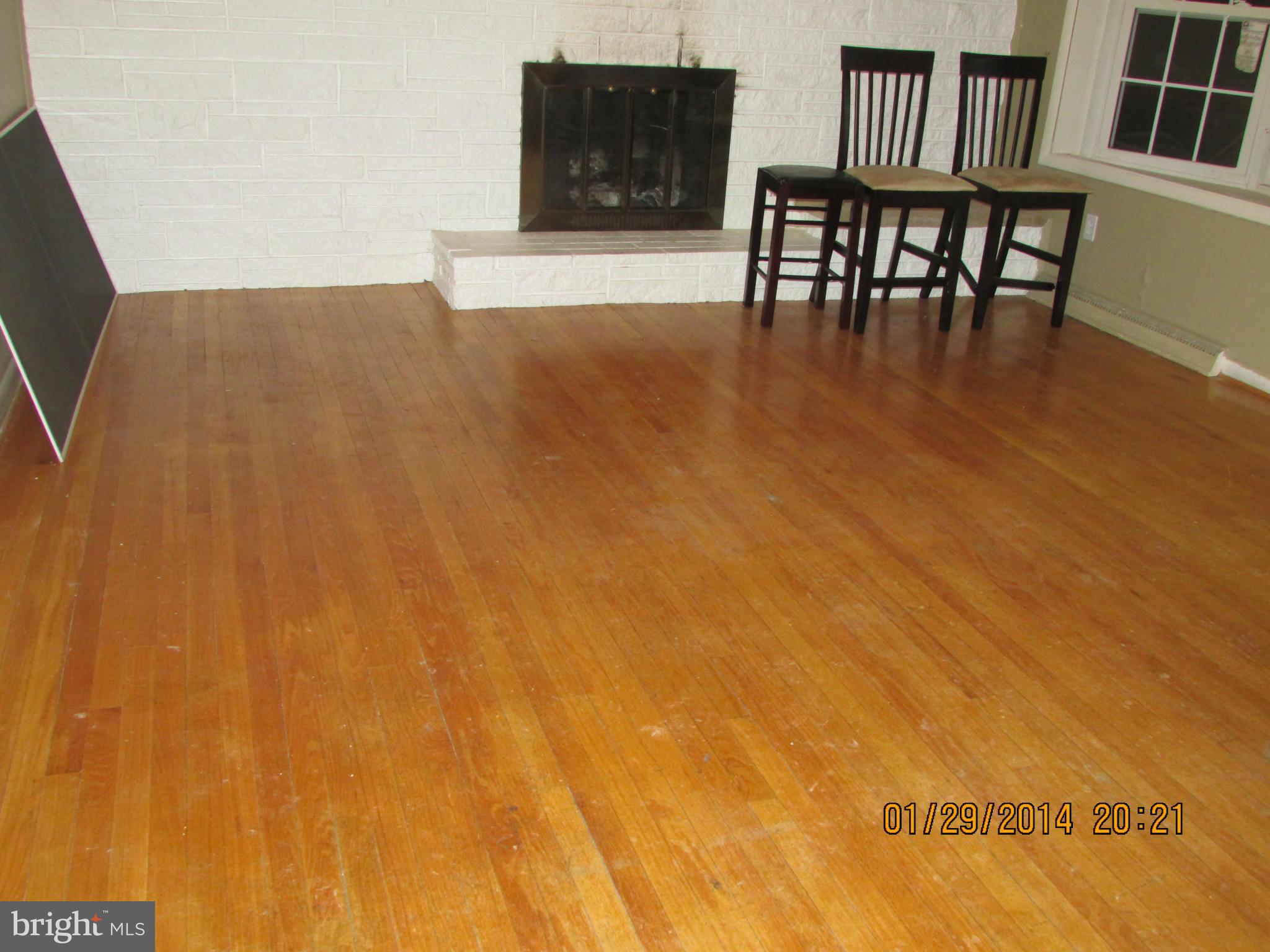9500 Good Luck Road Lanham, MD 20706 - Photo 4 of 15 Living Room