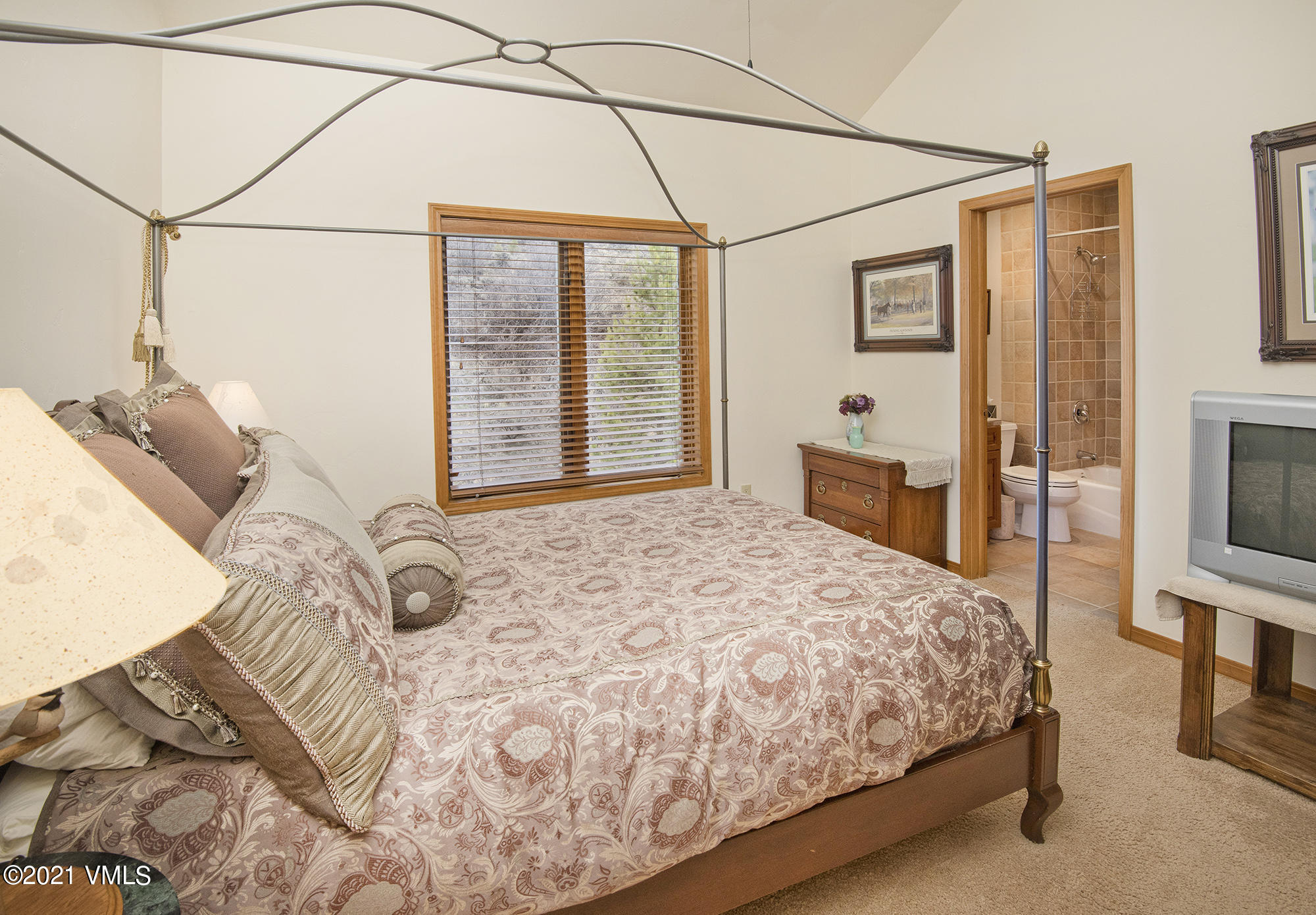 781 June Creek Road Edwards, CO 81632 - Photo 15 of 28 781-JuneCrk-MLS_20