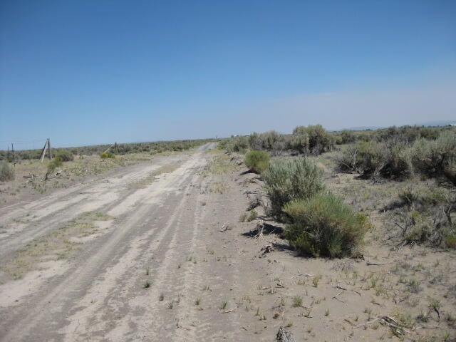 1600 Stagecoach Road Christmas Valley, OR 97641 - Photo 3 of 8 IMG_2127