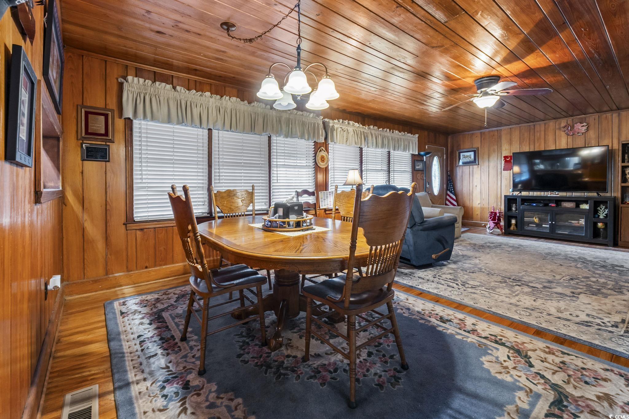 1817 South Island Road Georgetown, SC 29440 - Photo 11 of 37