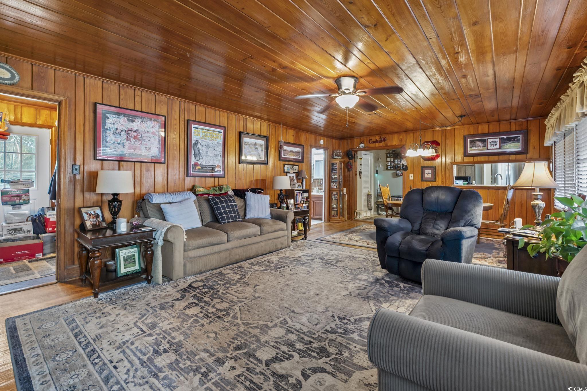 1817 South Island Road Georgetown, SC 29440 - Photo 6 of 37