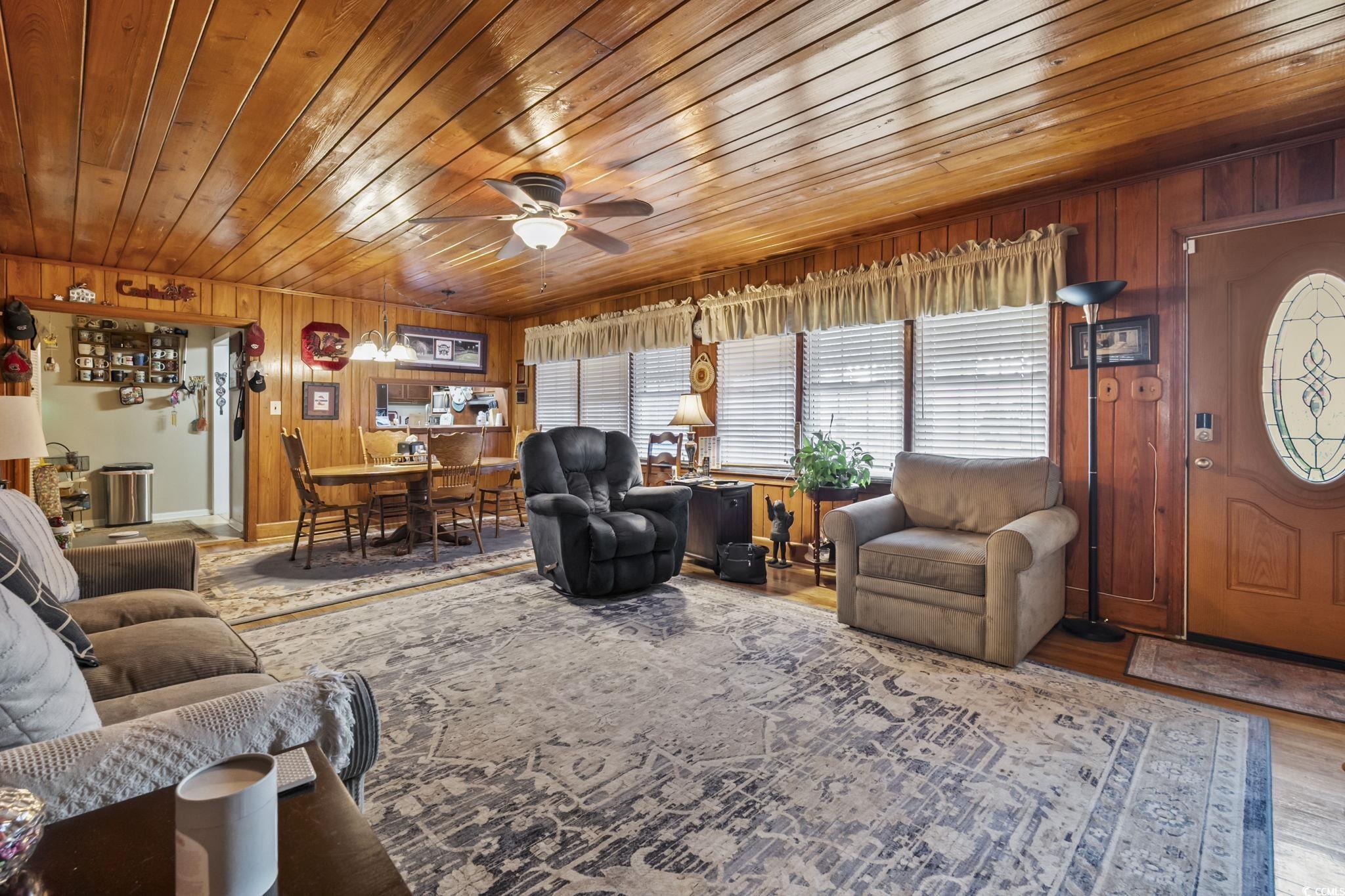 1817 South Island Road Georgetown, SC 29440 - Photo 7 of 37