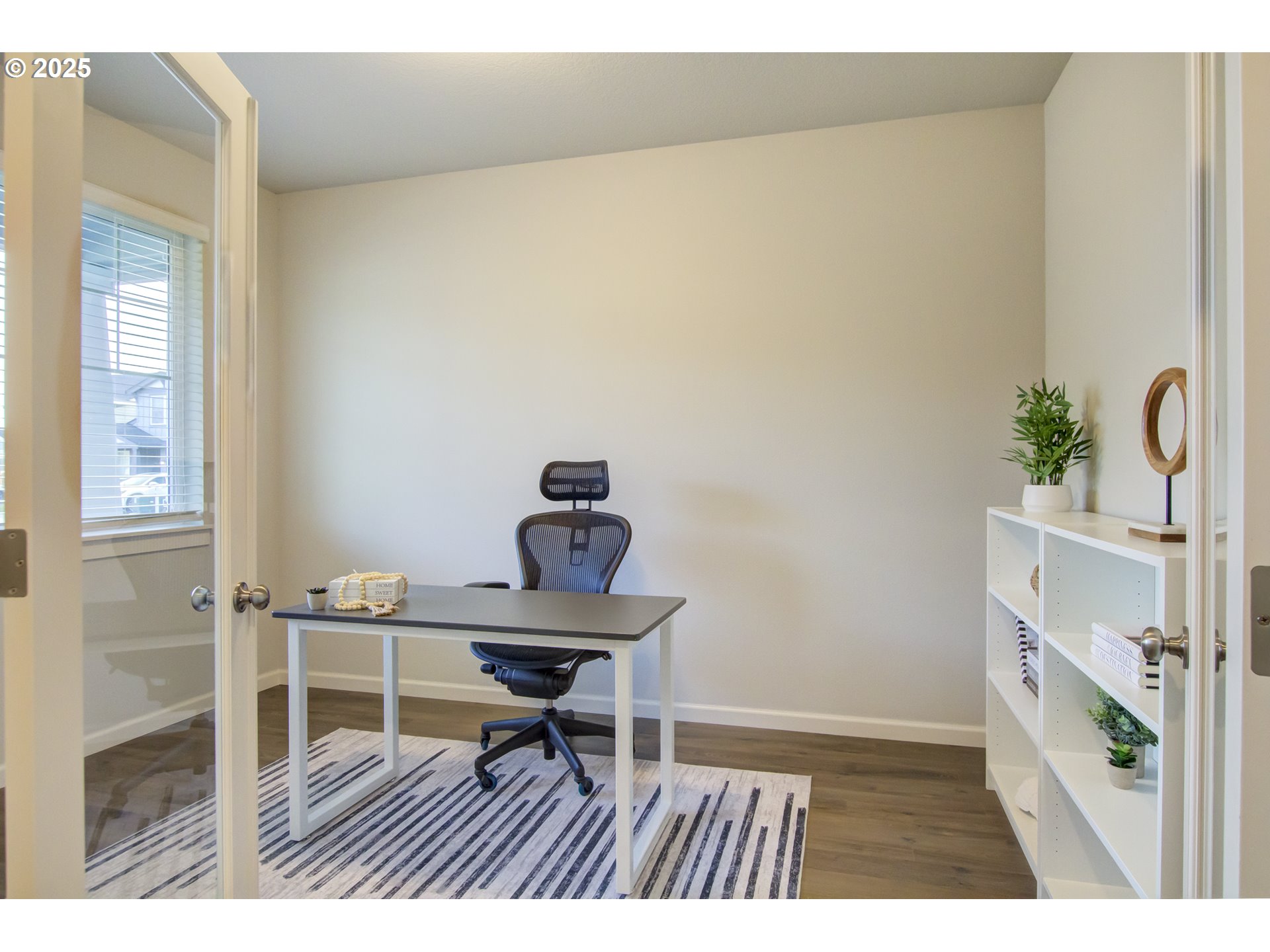 6750 North 89th Loop Camas, WA 98607 - Photo 16 of 36 Den/Office