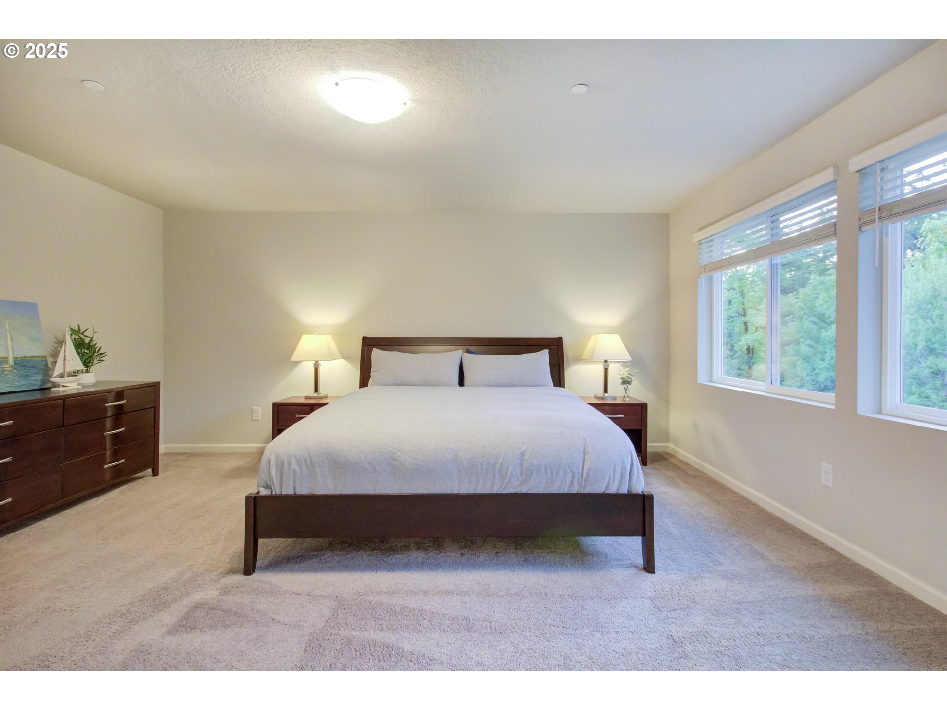 6750 North 89th Loop Camas, WA 98607 - Photo 23 of 36 Owner's Suite Bedroom