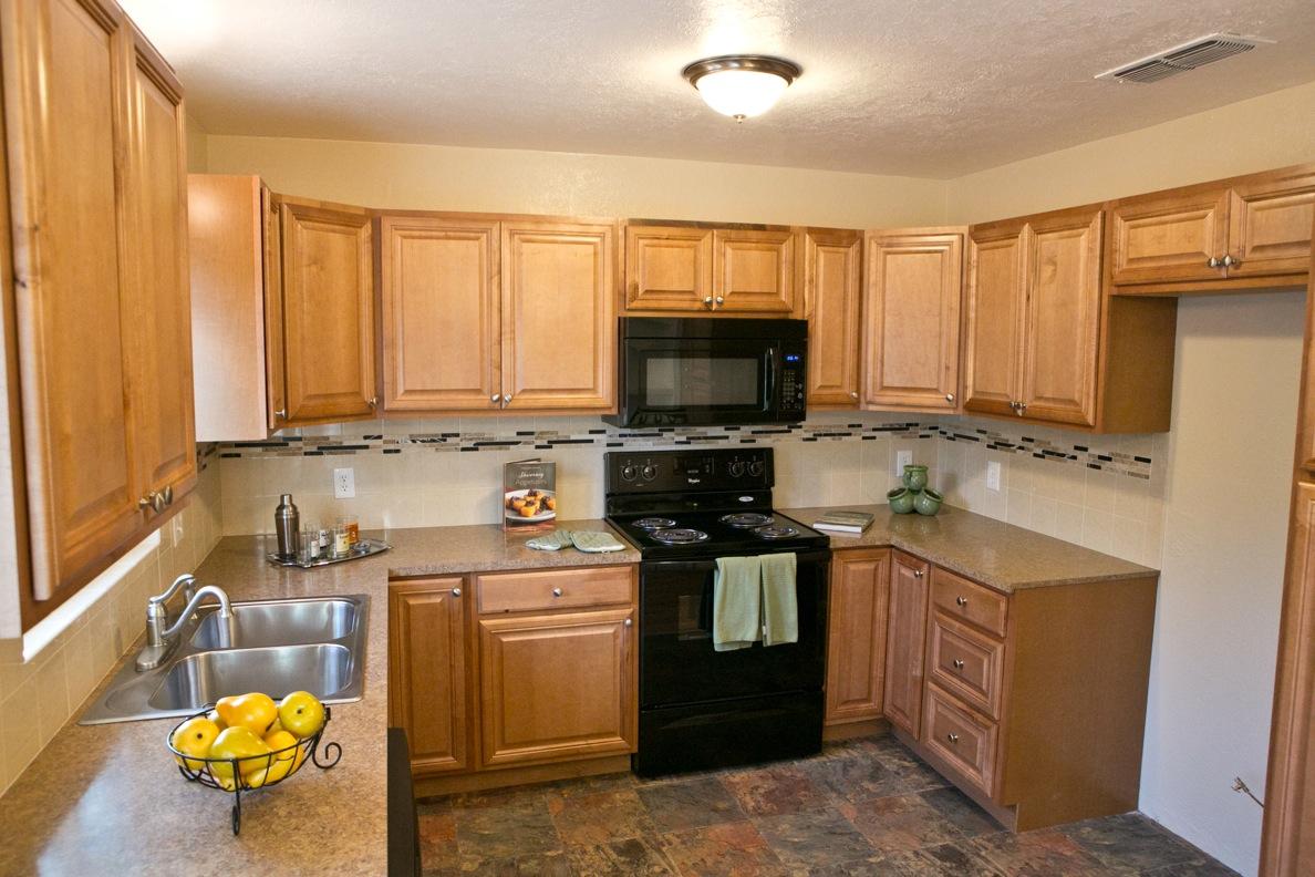 4370 East Bonnyview Road Redding, CA 96001 - Photo 7 of 19 Kitchen 1