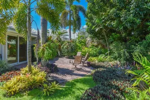 $639,000 | 437 French Royale Circle, Atlantis, FL 33462