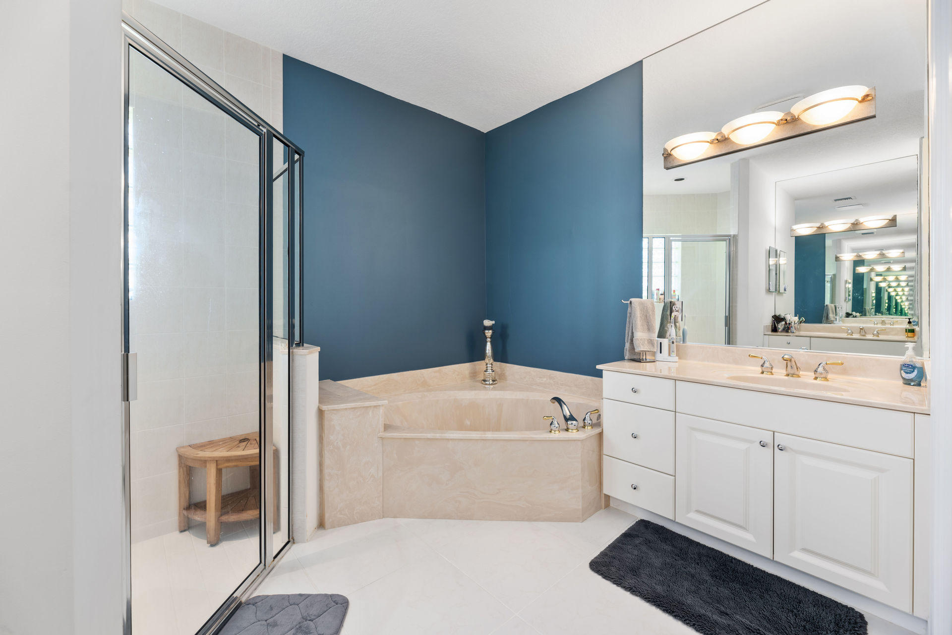 12785 Cocoa Pine Drive Boynton Beach, FL 33436 - Photo 32 of 47 Master Bathroom