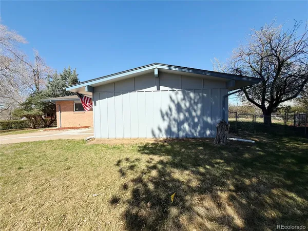$580,000 | 5674 West Chestnut Avenue, Littleton, CO 80128