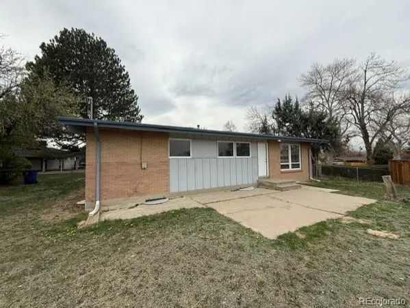 $580,000 | 5674 West Chestnut Avenue, Littleton, CO 80128