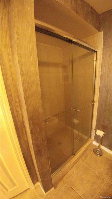 19400 West Eleven Mile Road, Unit 12 Lathrup Village, MI 48076 - Photo 18 of 26