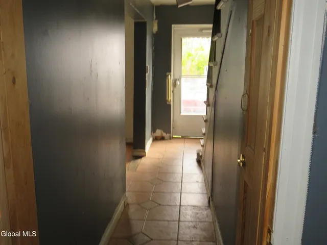 $124,900 | 221 Livingston Avenue, Albany, NY 12210